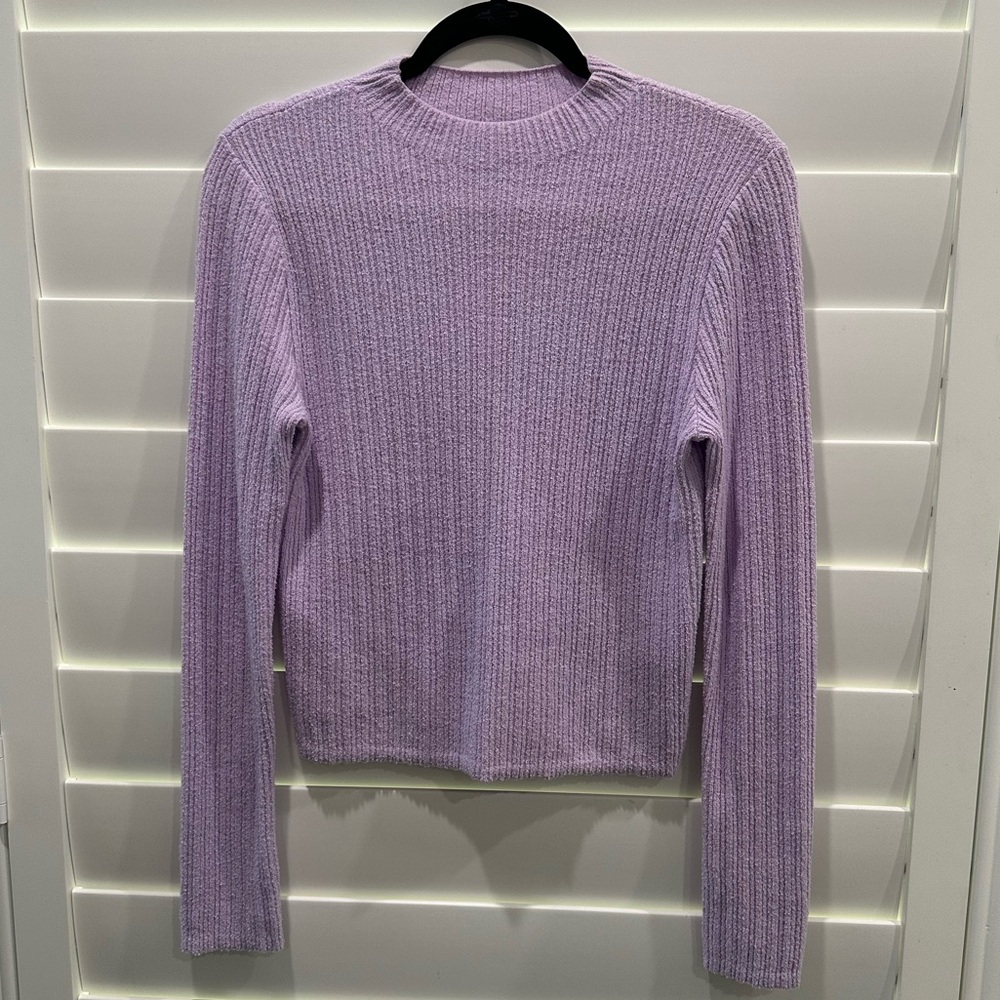 Old Navy Mockneck Longsleeve- Size M never worn